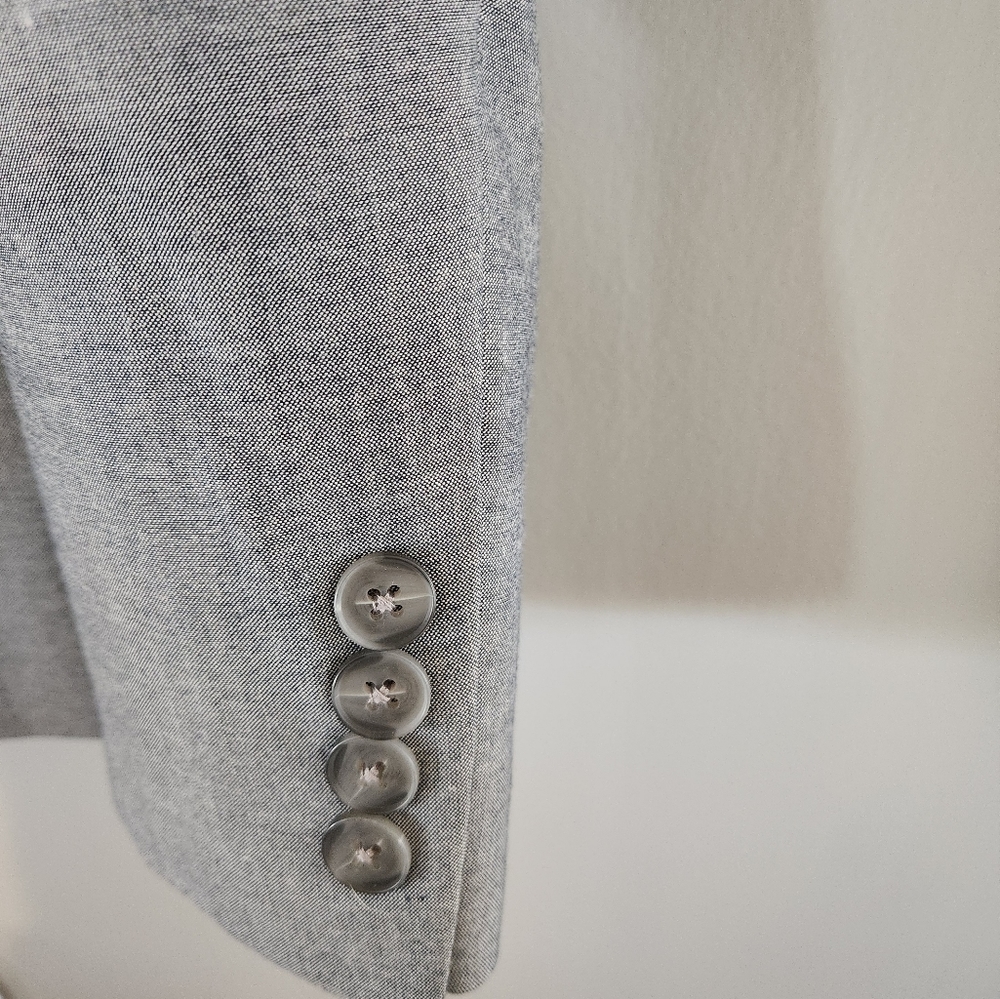 Perry Ellis suit - Picture 4 of 8